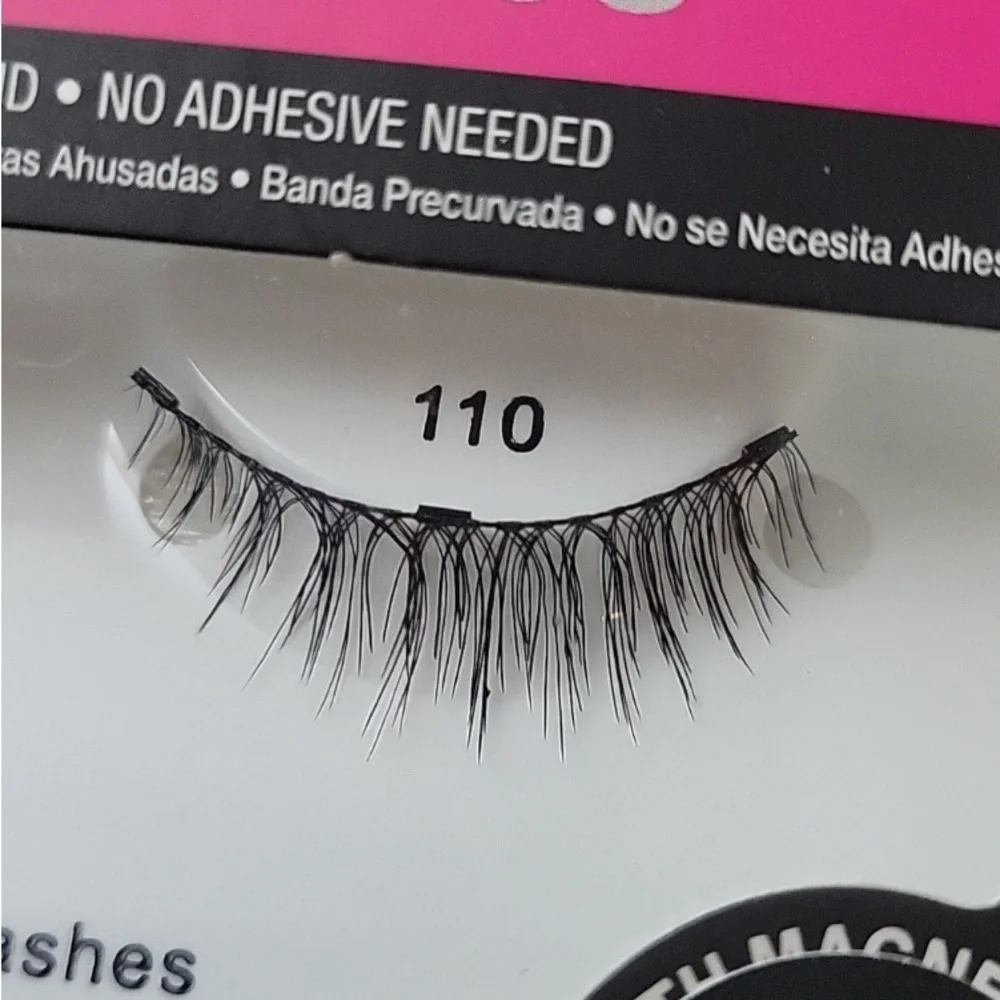 Ardell Magnetic Lashes 110 - New In Sealed Box Package - Flirty - Fresh - Easy